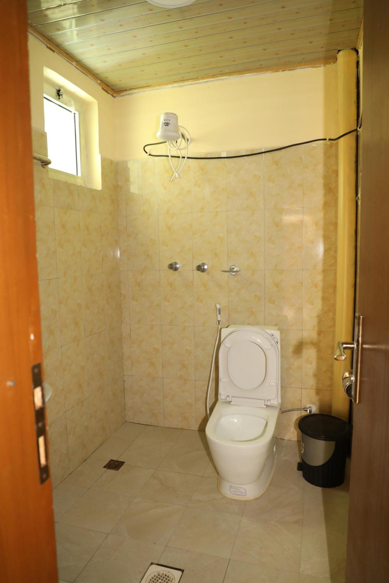 Manuhie Backpackers Lodge Bahir Dar Exterior photo